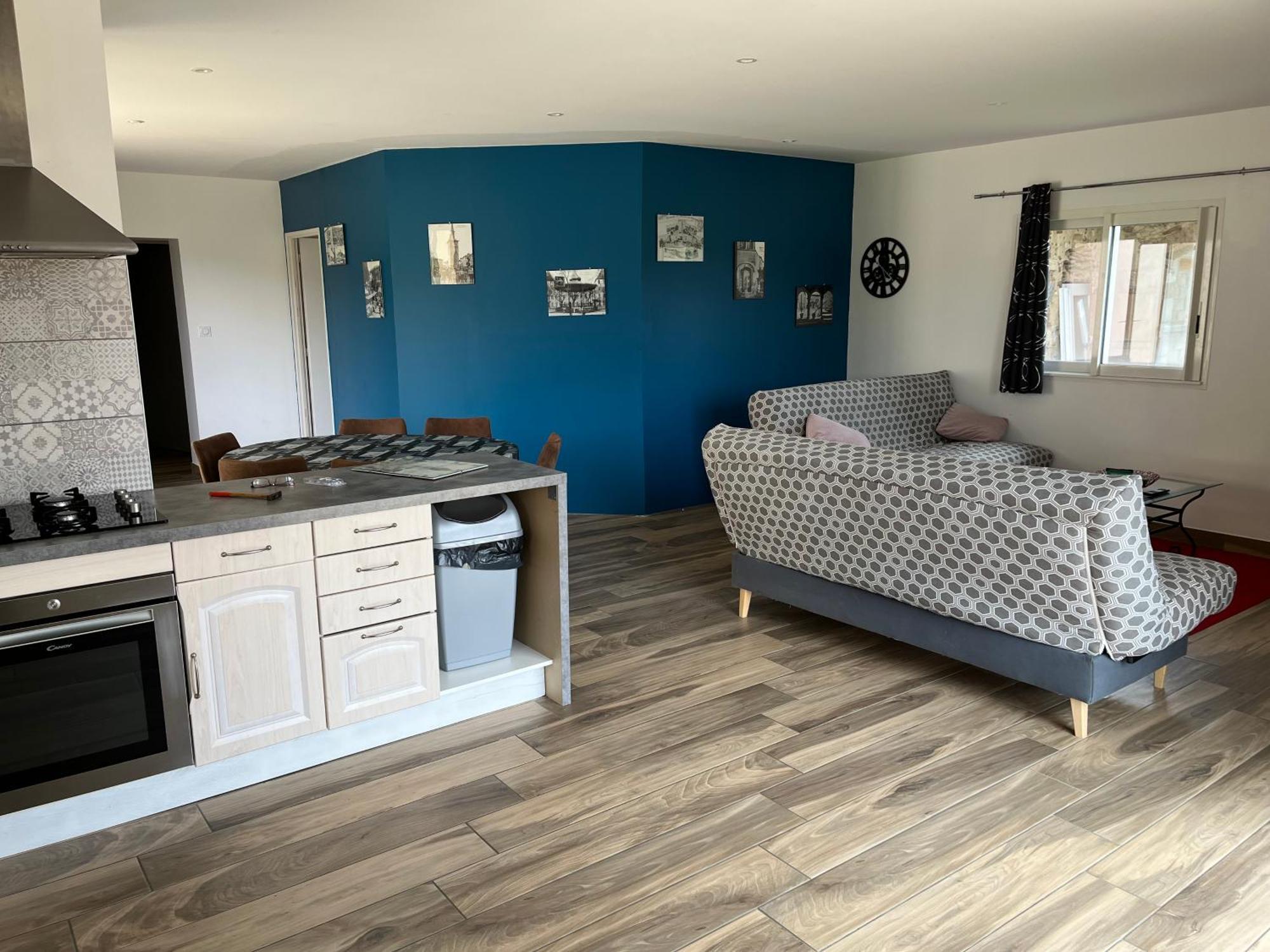 Les Voiraziers Holiday home *